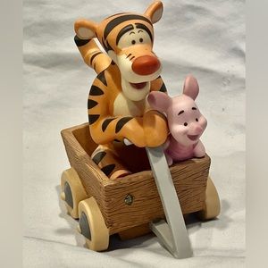 Vintage Golden Acorn Collectable Tigger Figurine